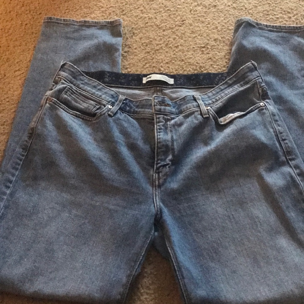 Levi’s perfect fit denim jeans